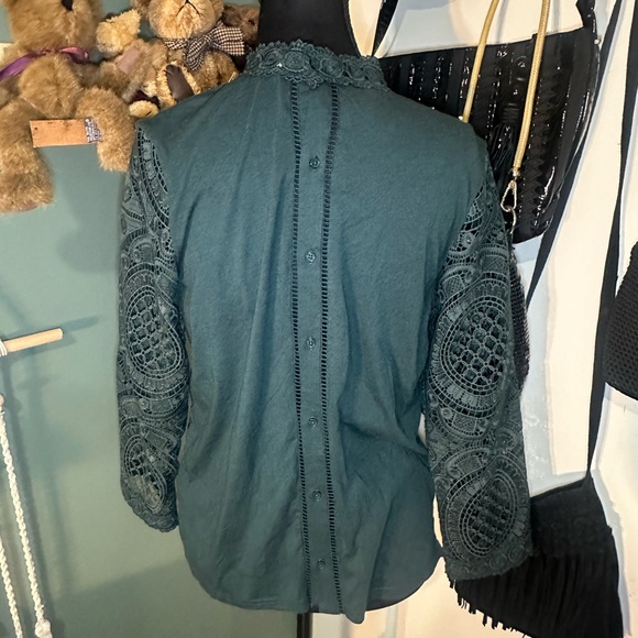 James Coviello Teal Lace Blouse Y2K Boho Romantic Crochet Top Scalloped Hem - Picture 4 of 5